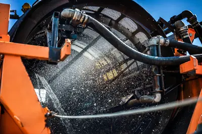 Bauer Resources has developed a mobile soil mixing plant that efficiently cleans soil polluted with PFAS.