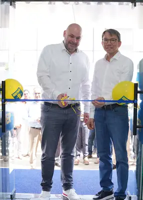 Grand opening of the new BAUER Maschinen facility in Pune; from left: Wulf Flos, Managing Director of BAUER Maschinen GmbH, Harald Koch, Director Global Tools Operations at BAUER Maschinen GmbH
